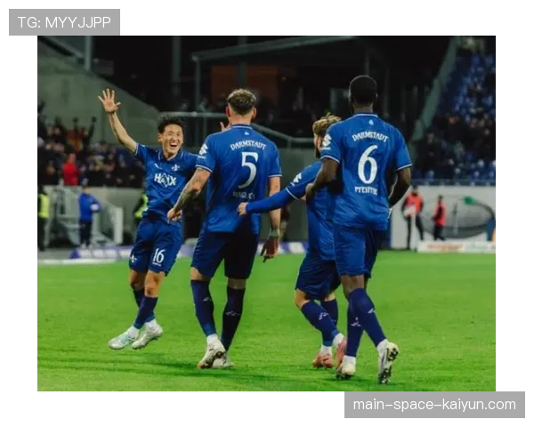 保级关键战前瞻：达姆施塔特与科隆皆依赖边路传中寻找高中锋