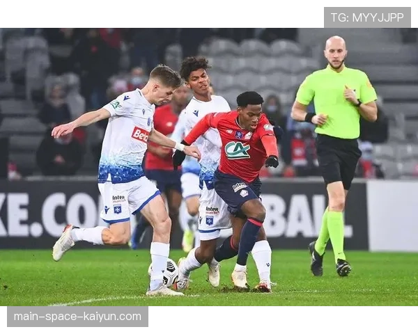 巴黎FC对阵里尔，两支欧战资格竞争者直接对话